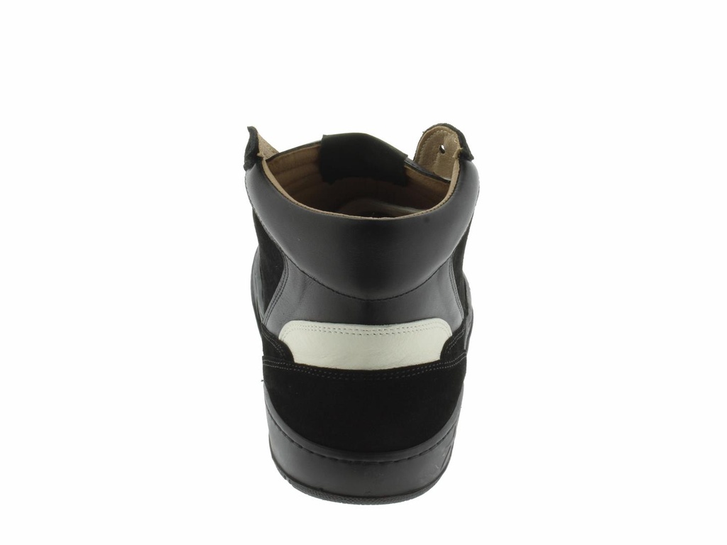 Allshe_AW 25_Schnürstiefel_Black_02.jpg